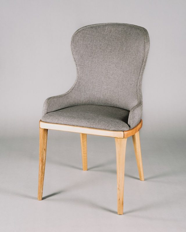 [C0398] CHAISE VISITEUR EN TISSU AVEC ACCOUDOIRS ISO